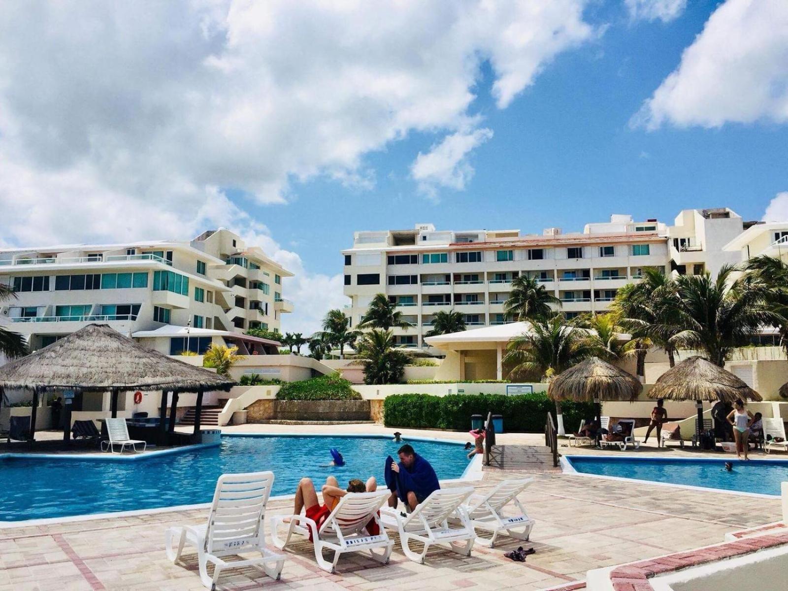 Brisas Residence Hotel Zone Apartment Cancún Exteriör bild
